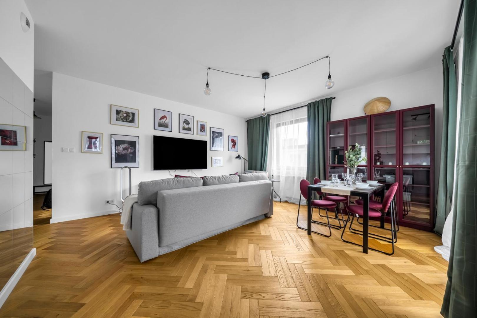 Skierniewicka Apt - Parking, Workspace, Balcony - By Rentujemy วอร์ซอ ภายนอก รูปภาพ