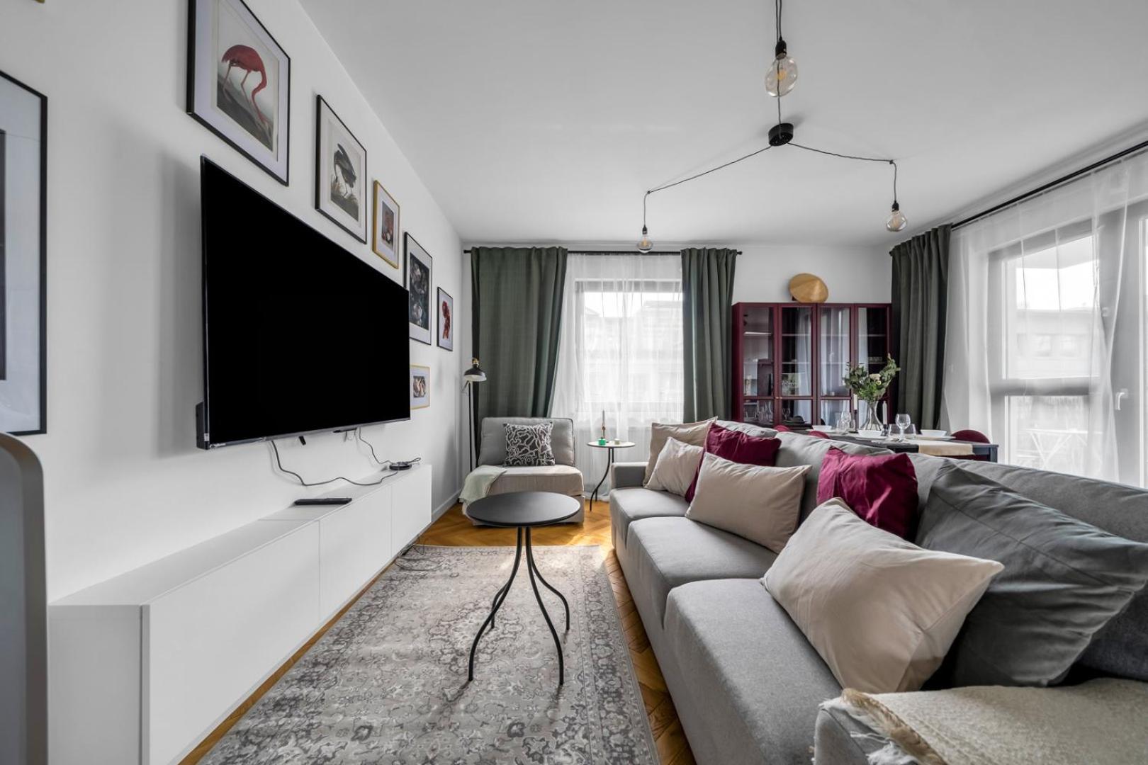 Skierniewicka Apt - Parking, Workspace, Balcony - By Rentujemy วอร์ซอ ภายนอก รูปภาพ