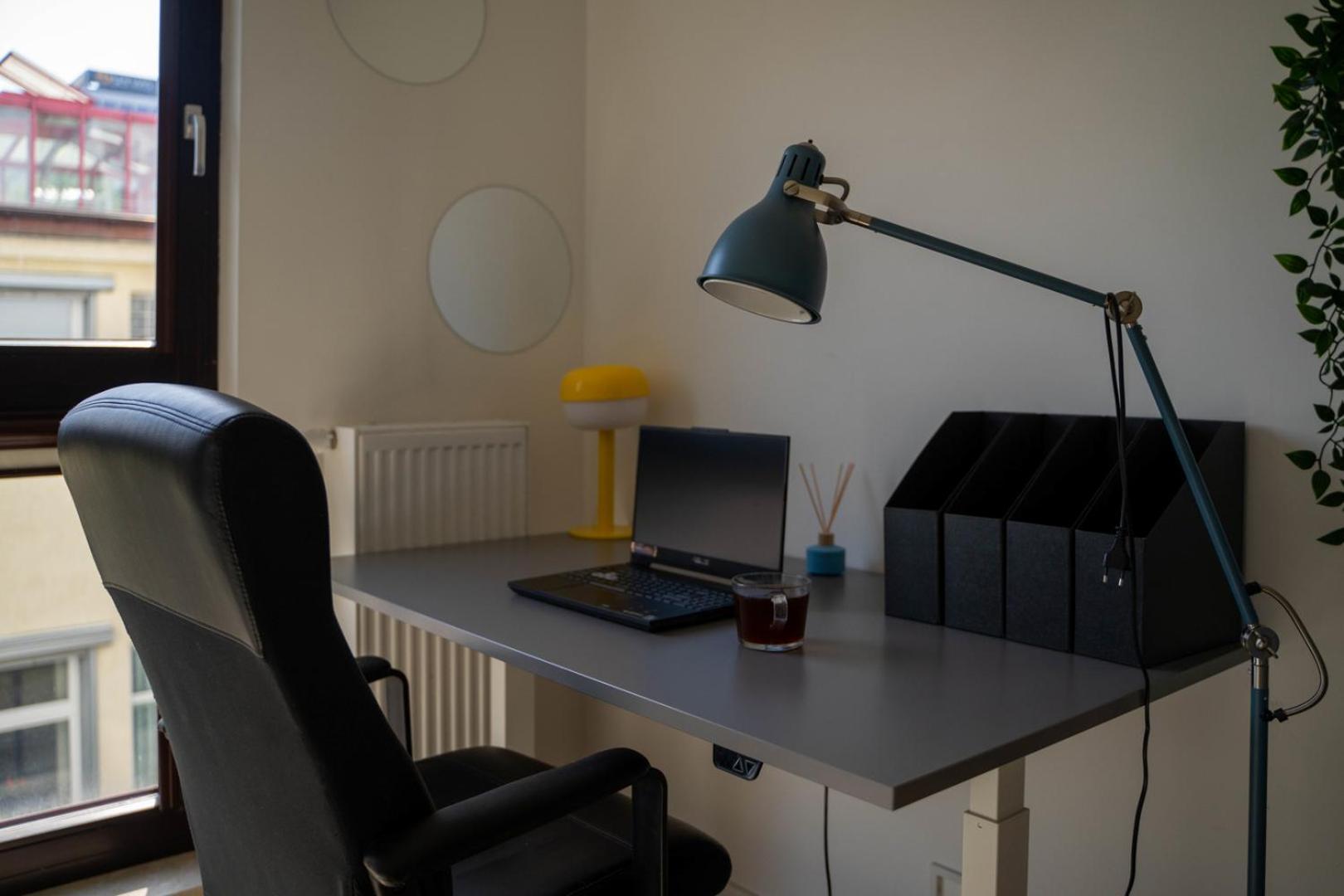 Skierniewicka Apt - Parking, Workspace, Balcony - By Rentujemy วอร์ซอ ภายนอก รูปภาพ