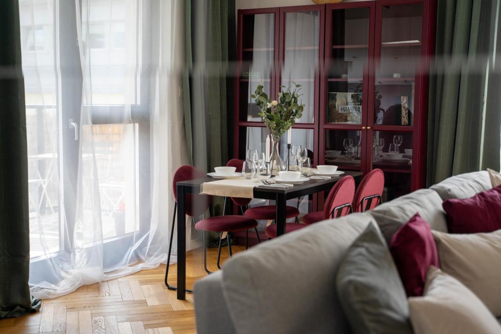 Skierniewicka Apt - Parking, Workspace, Balcony - By Rentujemy วอร์ซอ ภายนอก รูปภาพ