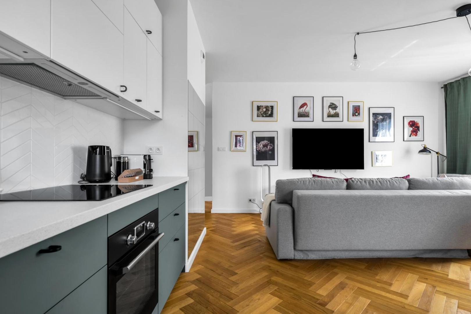 Skierniewicka Apt - Parking, Workspace, Balcony - By Rentujemy วอร์ซอ ภายนอก รูปภาพ